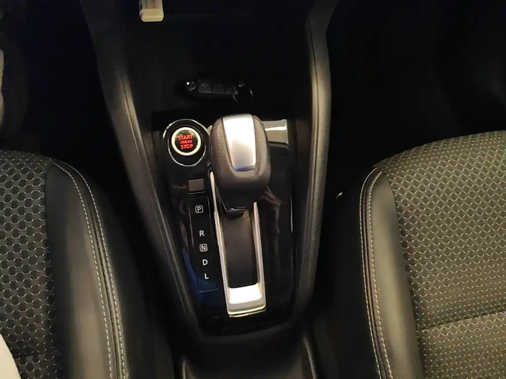 Nissan Kicks — фото 14