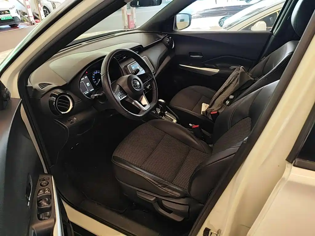 Nissan Kicks — фото 15