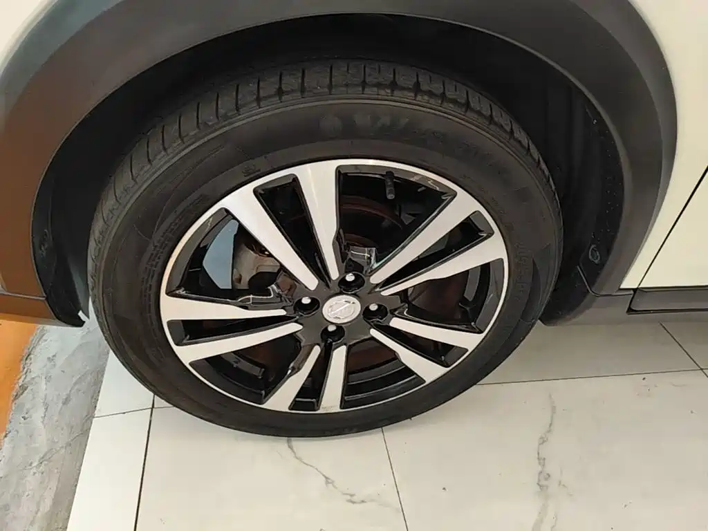 Nissan Kicks — фото 23
