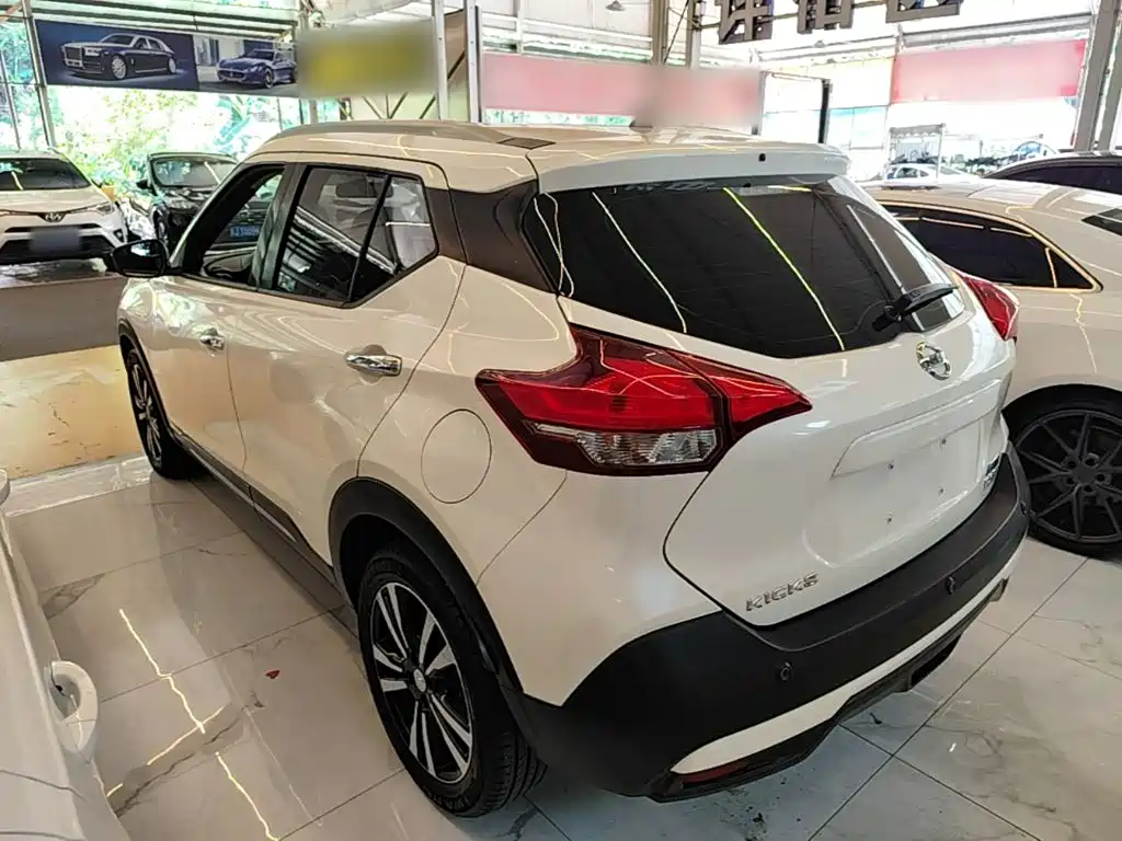 Nissan Kicks — фото 5