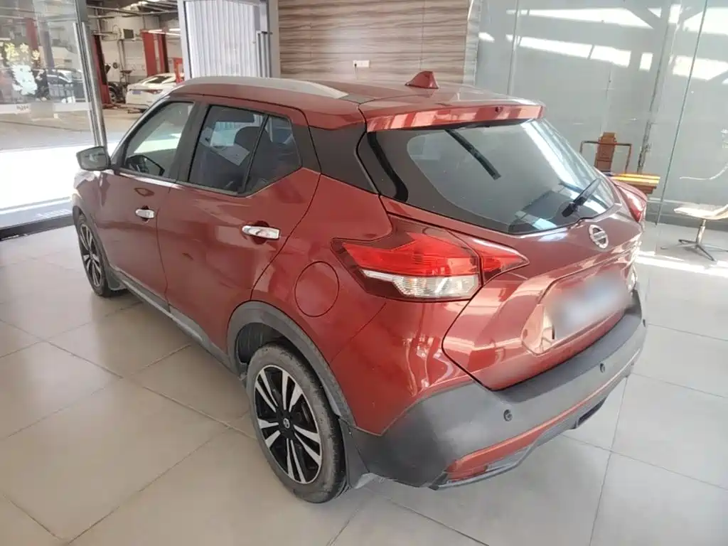 Nissan Kicks — фото 5
