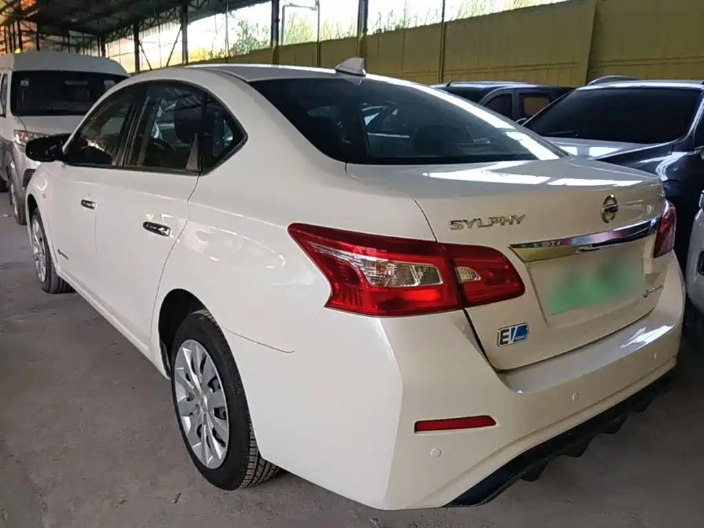 Nissan Sylphy EV — фото 5