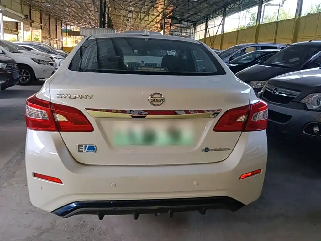 Nissan Sylphy EV — фото 6