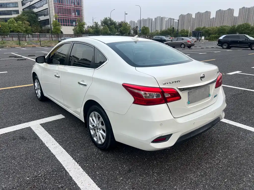 Nissan Sylphy — фото 6