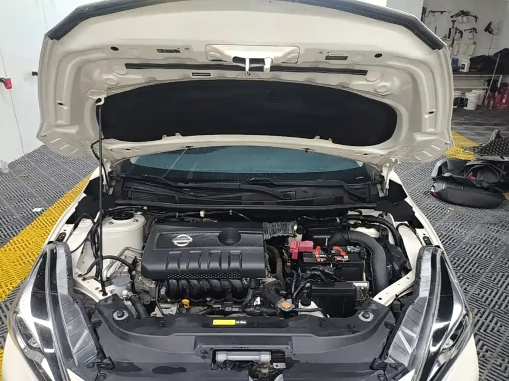 Nissan Bluebird — фото 20