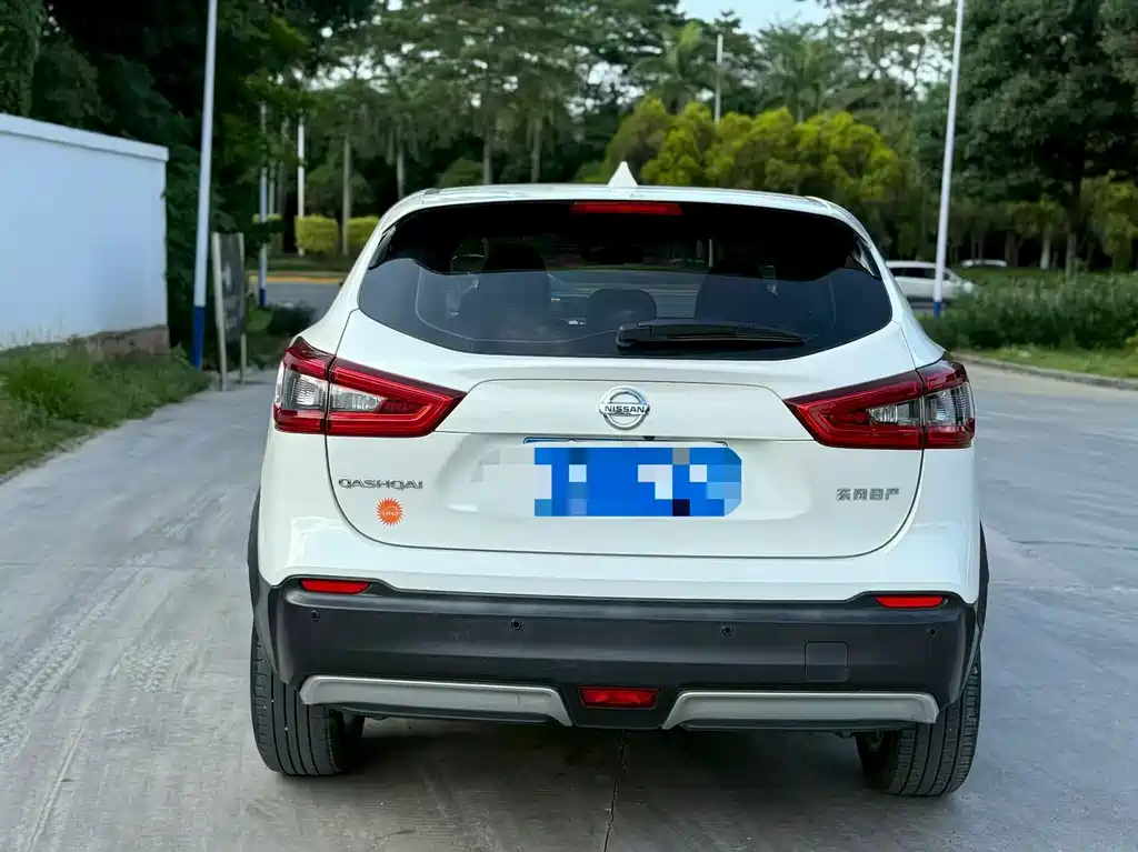 Nissan Qashqai — фото 5
