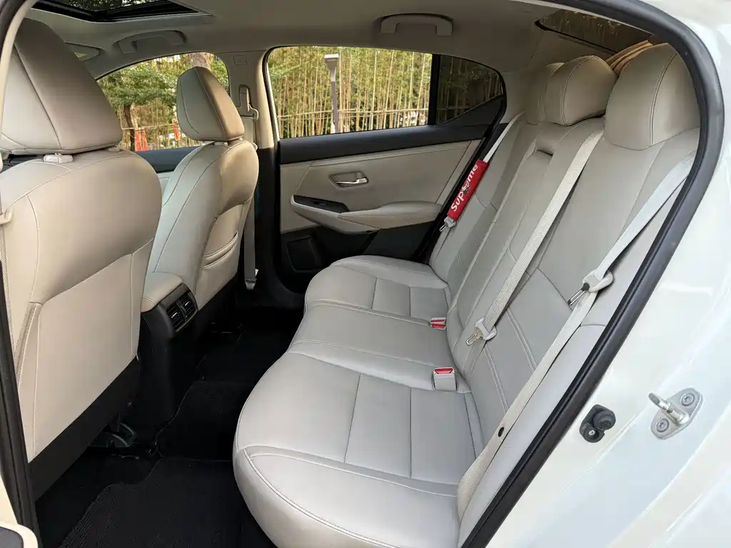 Nissan Sylphy — фото 10