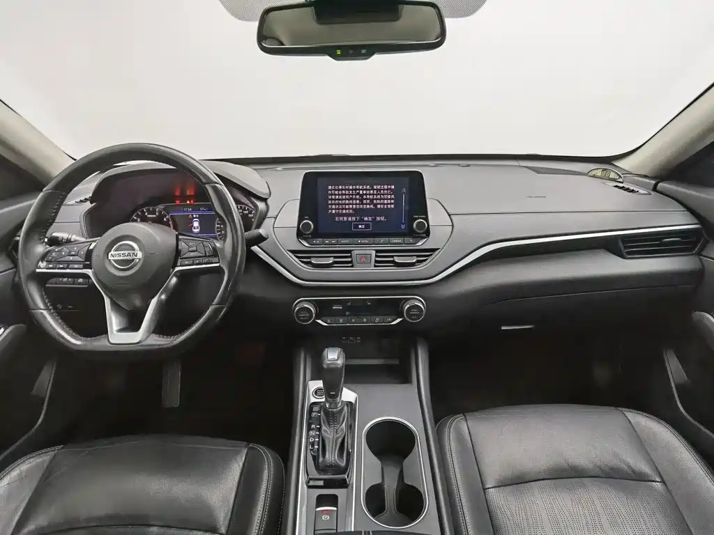 Nissan Teana — фото 5
