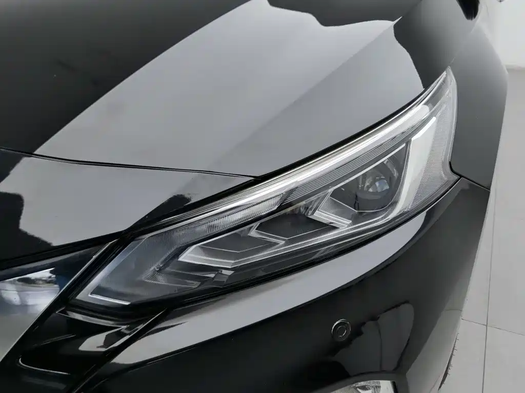 Nissan Teana — фото 7