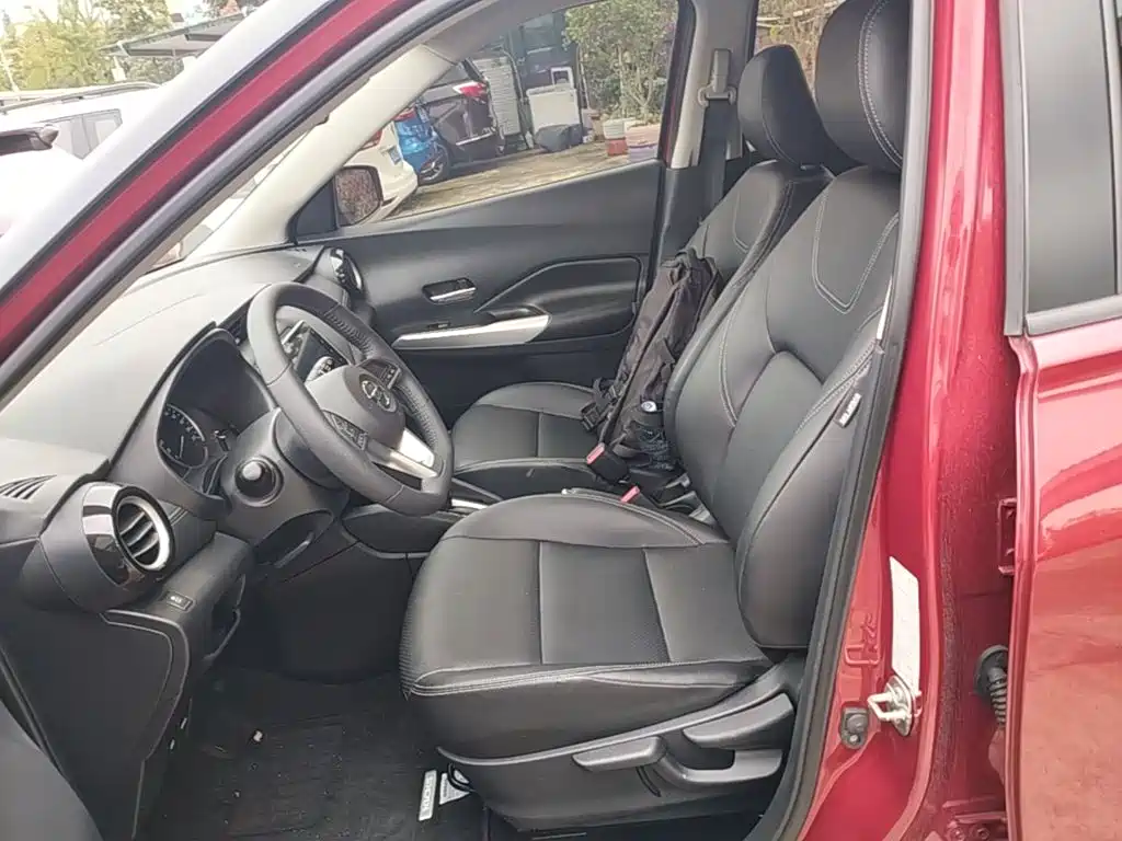 Nissan Kicks — фото 15