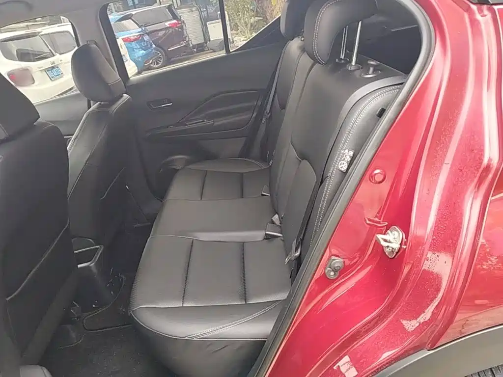 Nissan Kicks — фото 17
