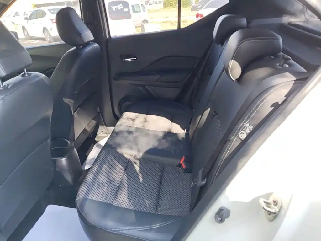 Nissan Kicks — фото 17
