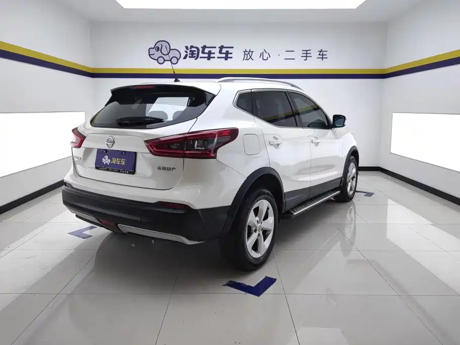 Nissan Qashqai — фото 3