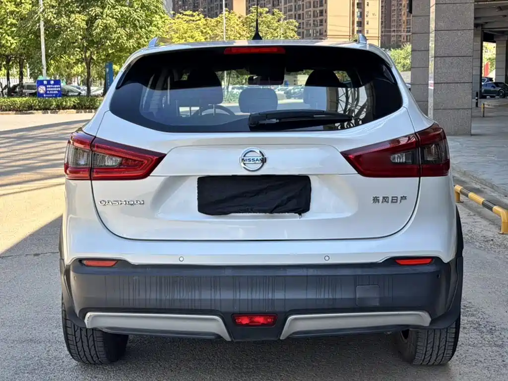 Nissan Qashqai — фото 5