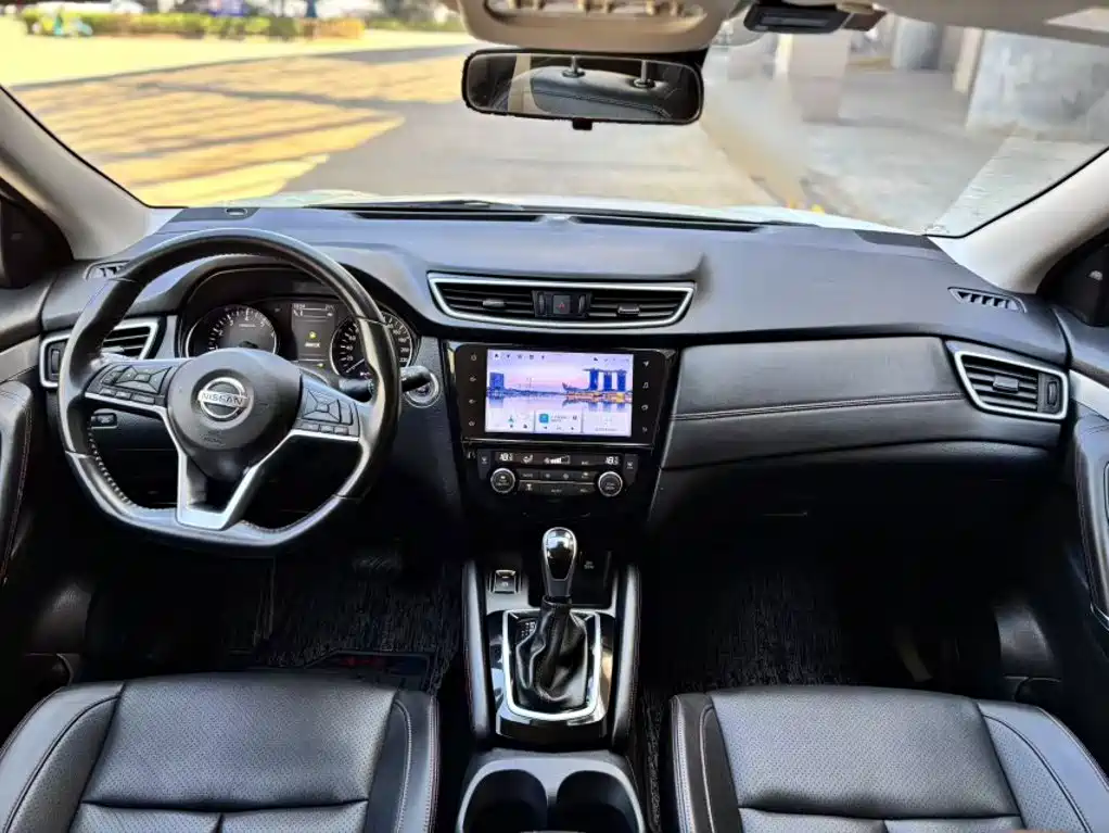 Nissan Qashqai — фото 8