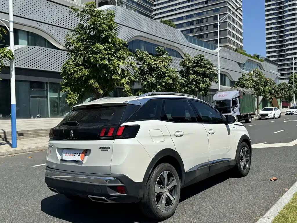 Peugeot 4008 — фото 4