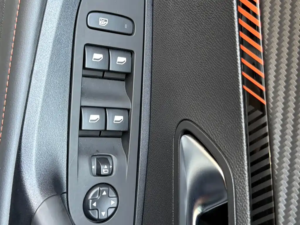 Peugeot 2008 — фото 17