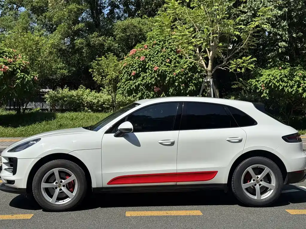 Porsche Macan — фото 3