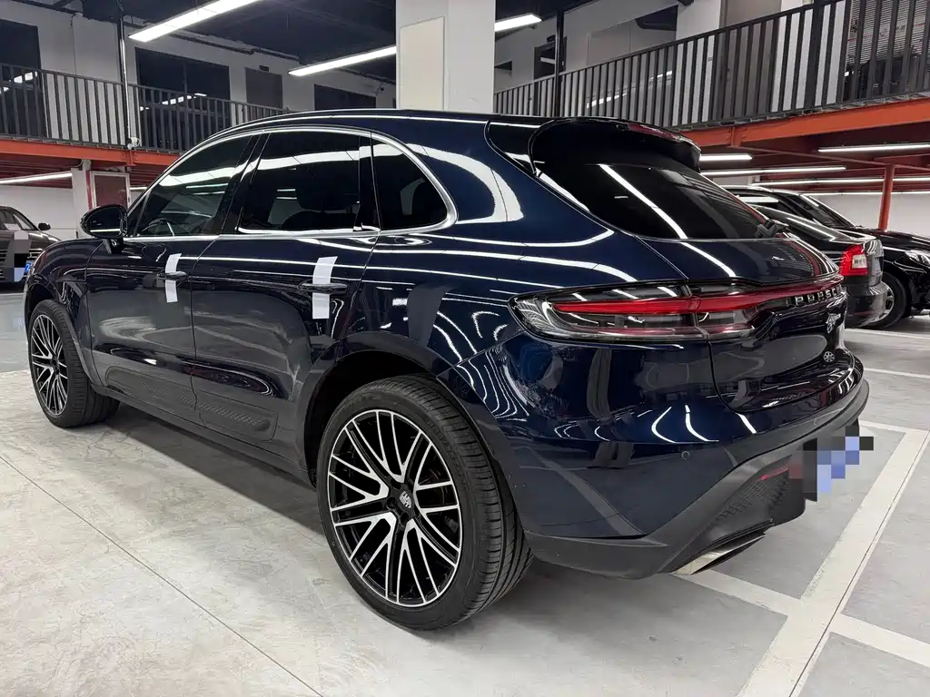 Porsche Macan — фото 18