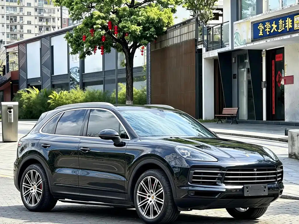 Porsche Cayenne — фото 3