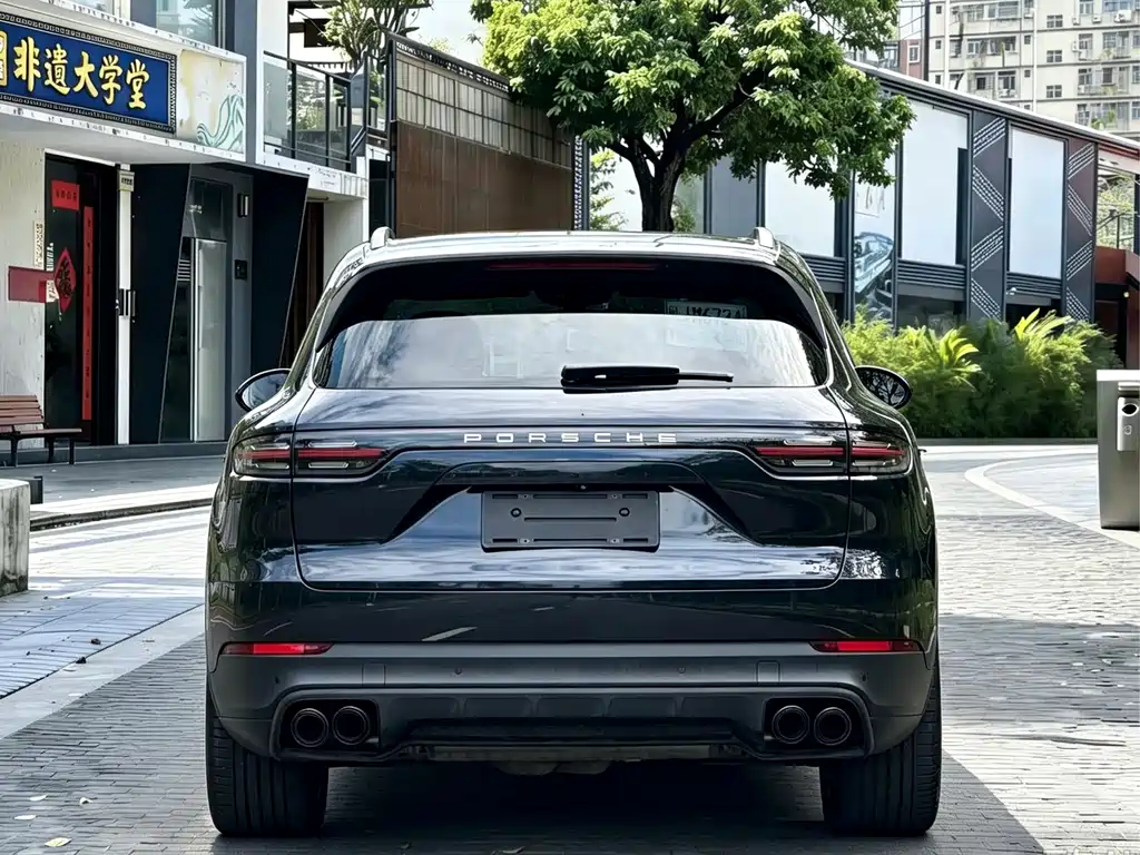 Porsche Cayenne — фото 8