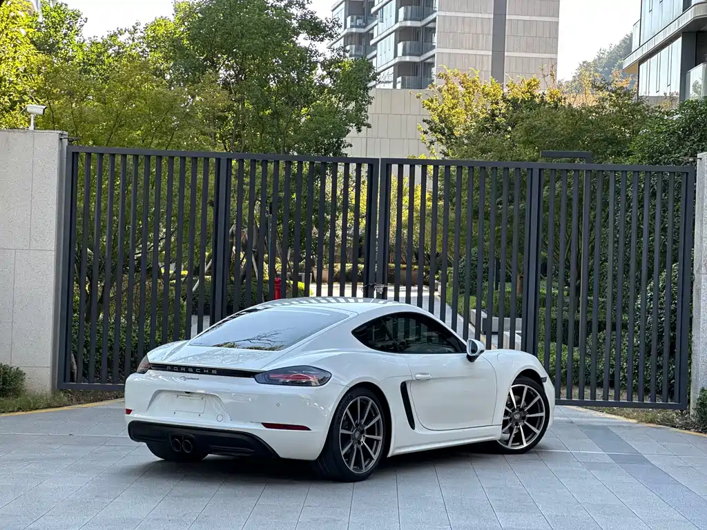 Porsche 718 — фото 4