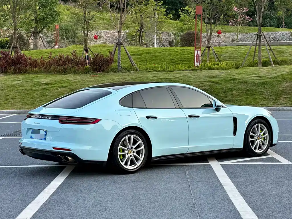 Porsche Panamera — фото 4