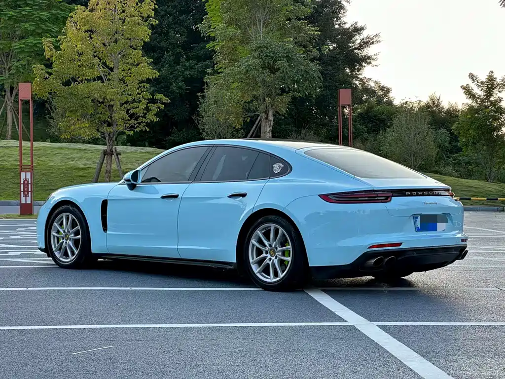Porsche Panamera — фото 6