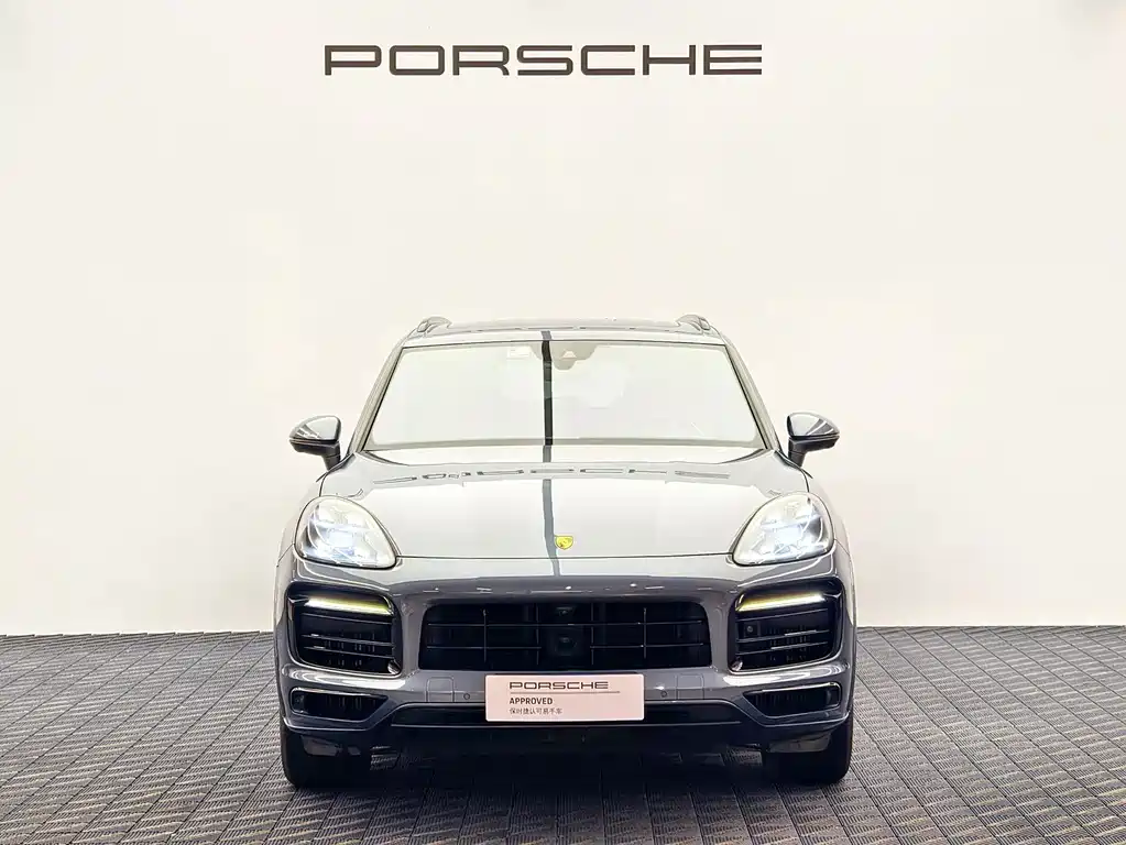 Porsche Cayenne — фото 2
