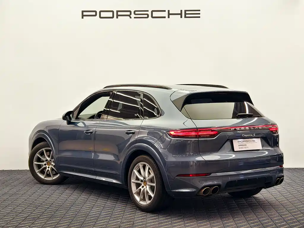 Porsche Cayenne — фото 4