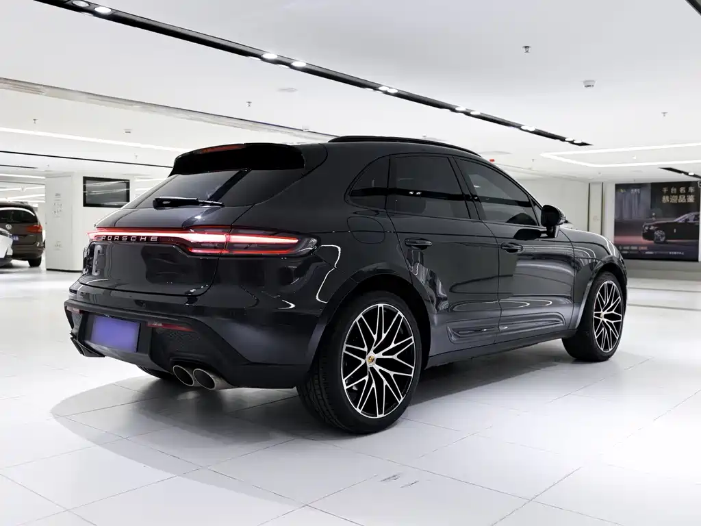 Porsche Macan — фото 5