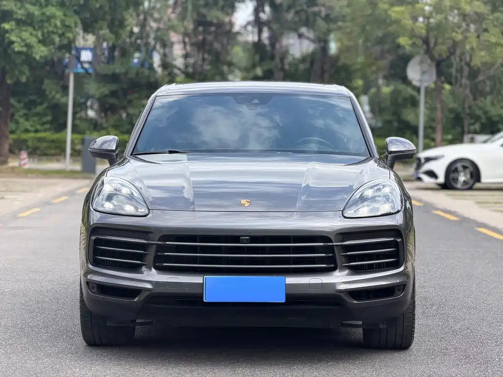 Porsche Cayenne — фото 2