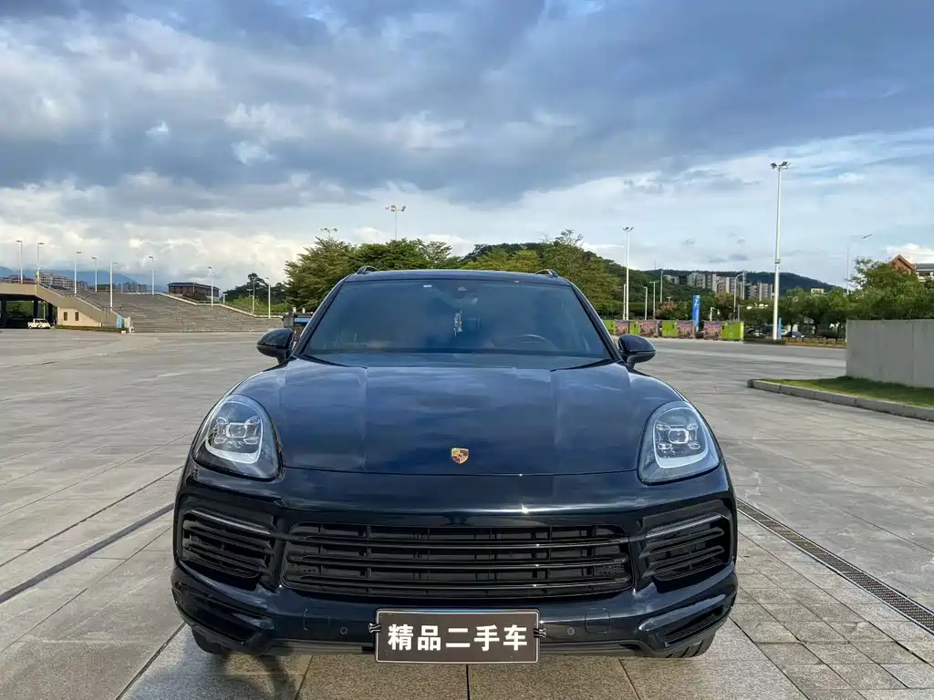 Porsche Cayenne — фото 2