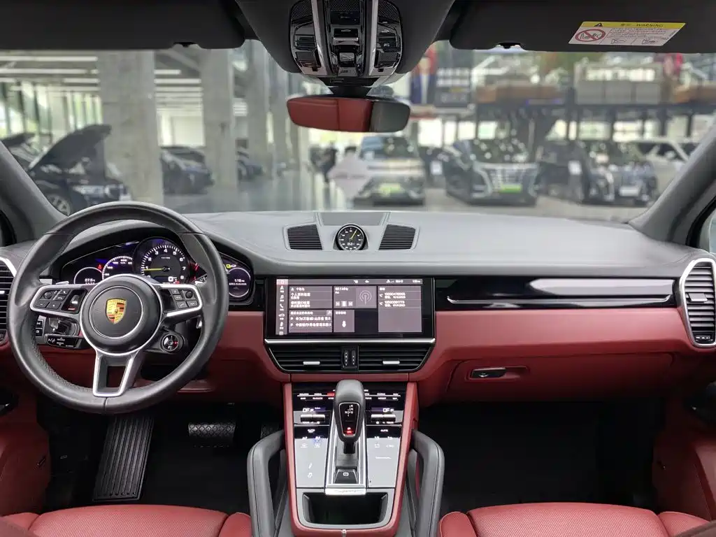 Porsche Cayenne Hybrid — фото 15