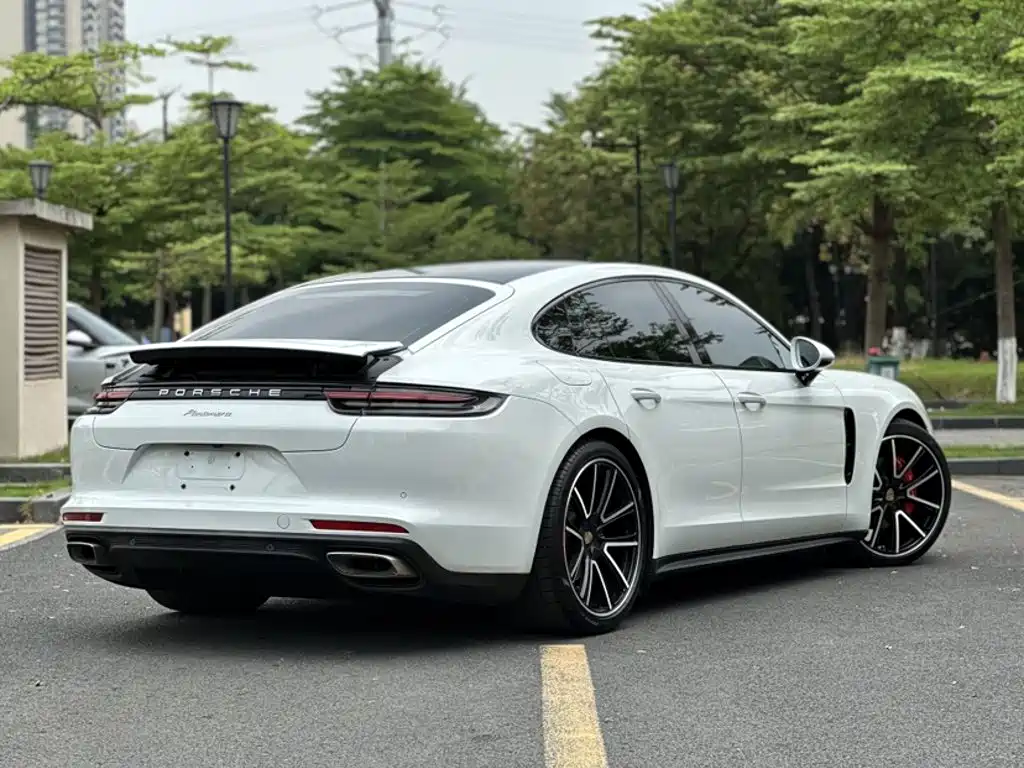 Porsche Panamera — фото 4