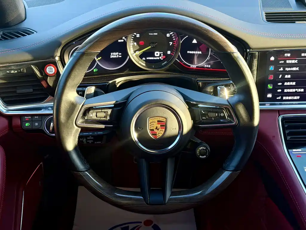 Porsche Panamera Hybrid — фото 11