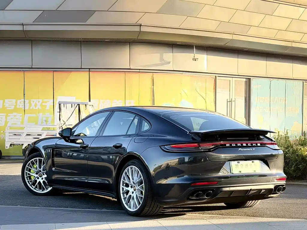 Porsche Panamera Hybrid — фото 5