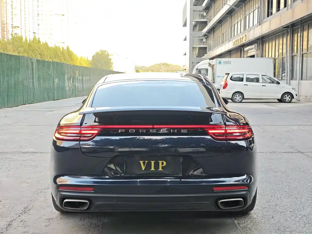 Porsche Panamera — фото 9