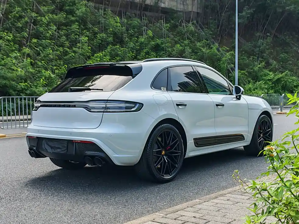 Porsche Macan — фото 6