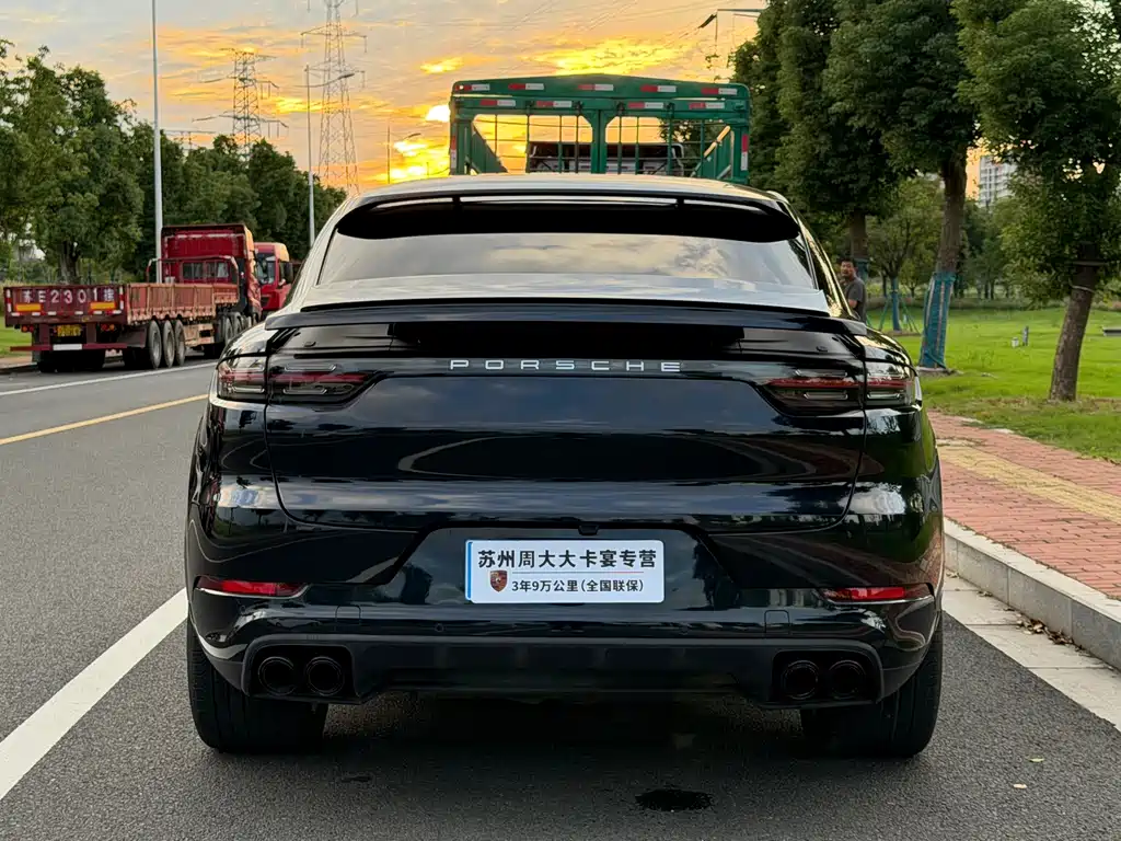 Porsche Cayenne — фото 6