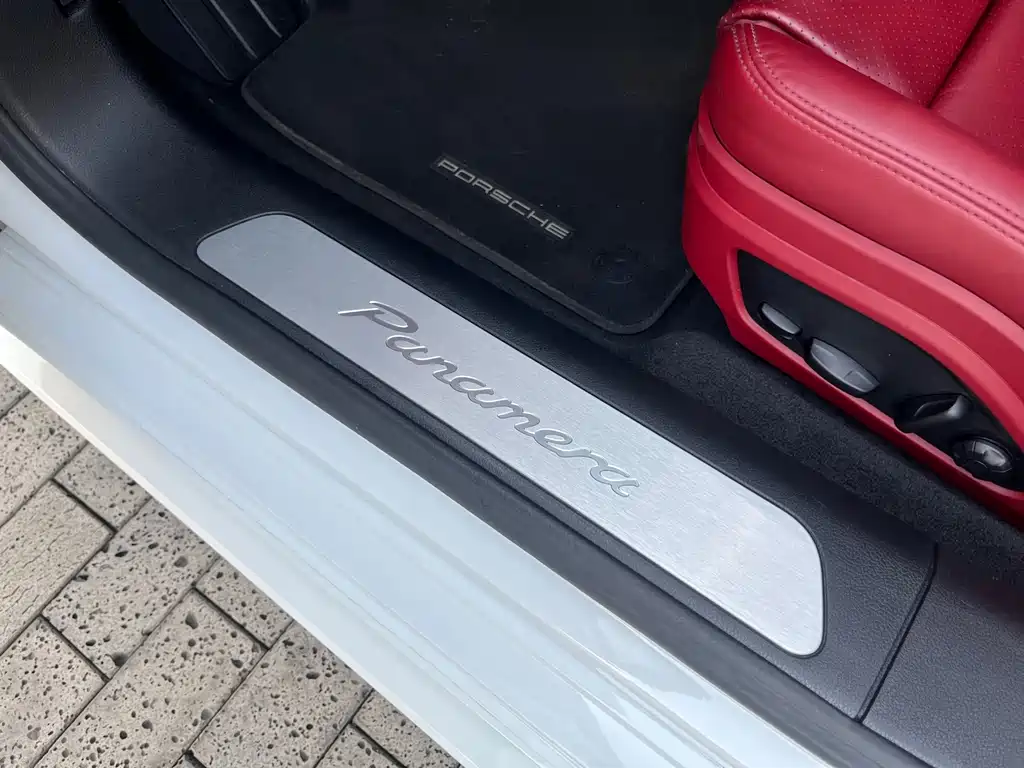 Porsche Panamera — фото 10