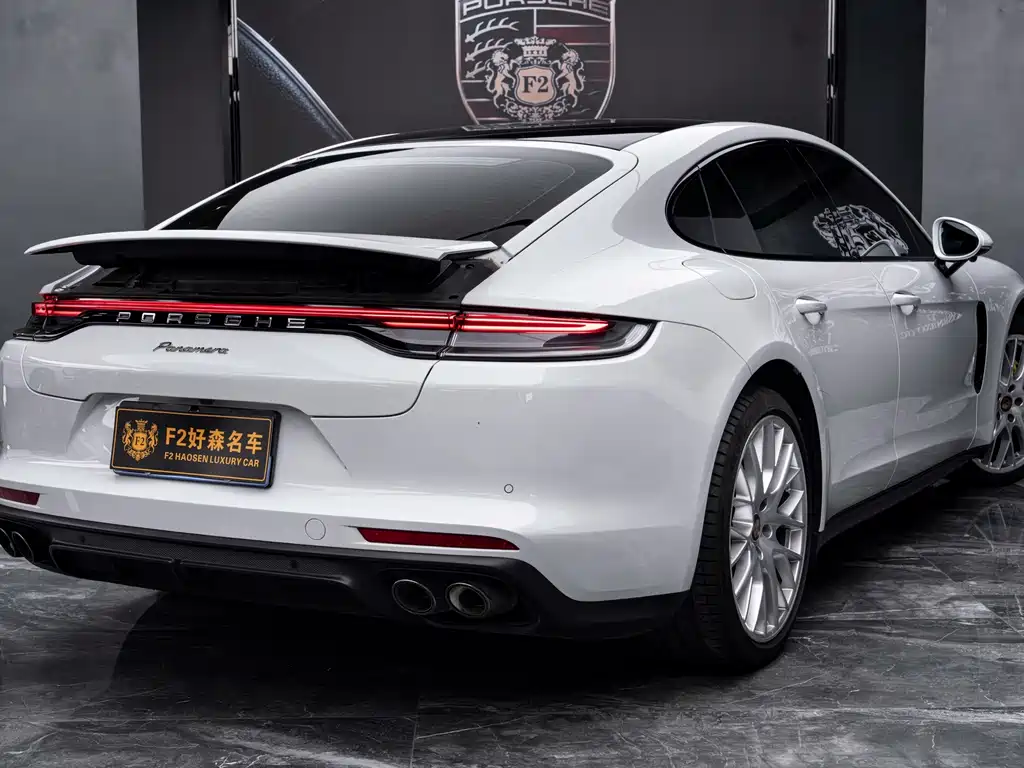 Porsche Panamera — фото 20
