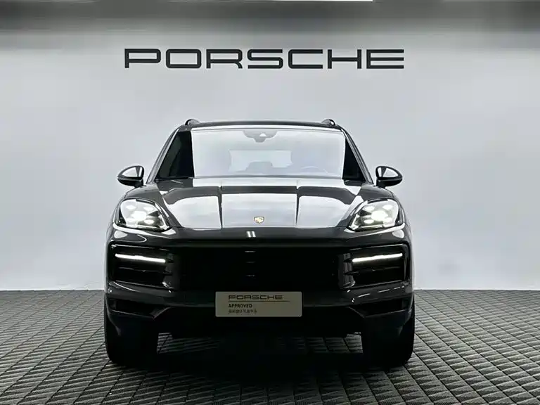 Porsche Cayenne — фото 2