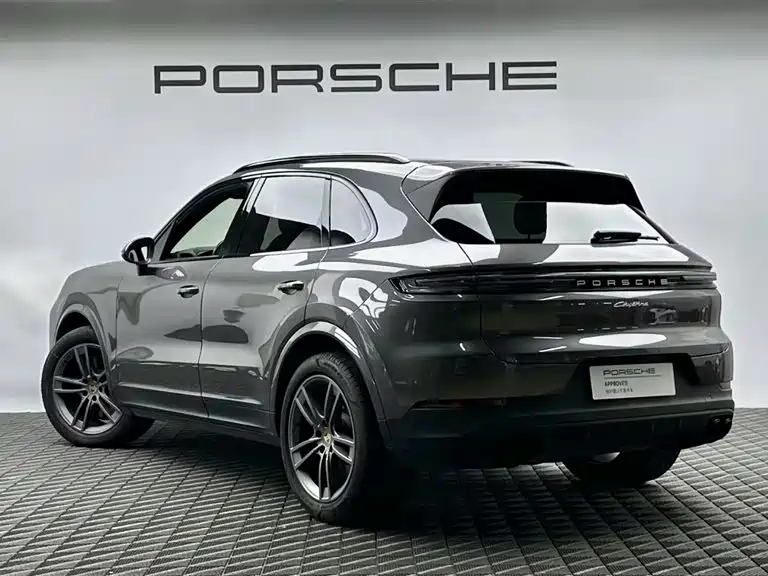 Porsche Cayenne — фото 4