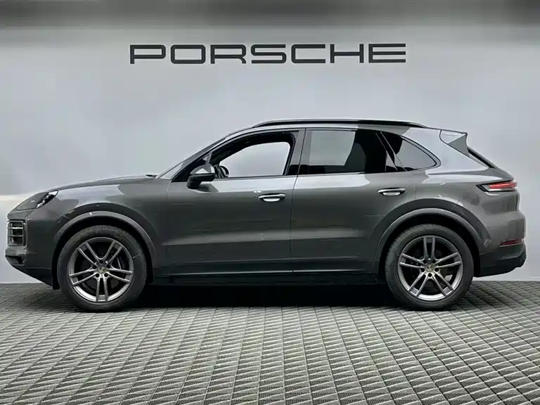 Porsche Cayenne — фото 6