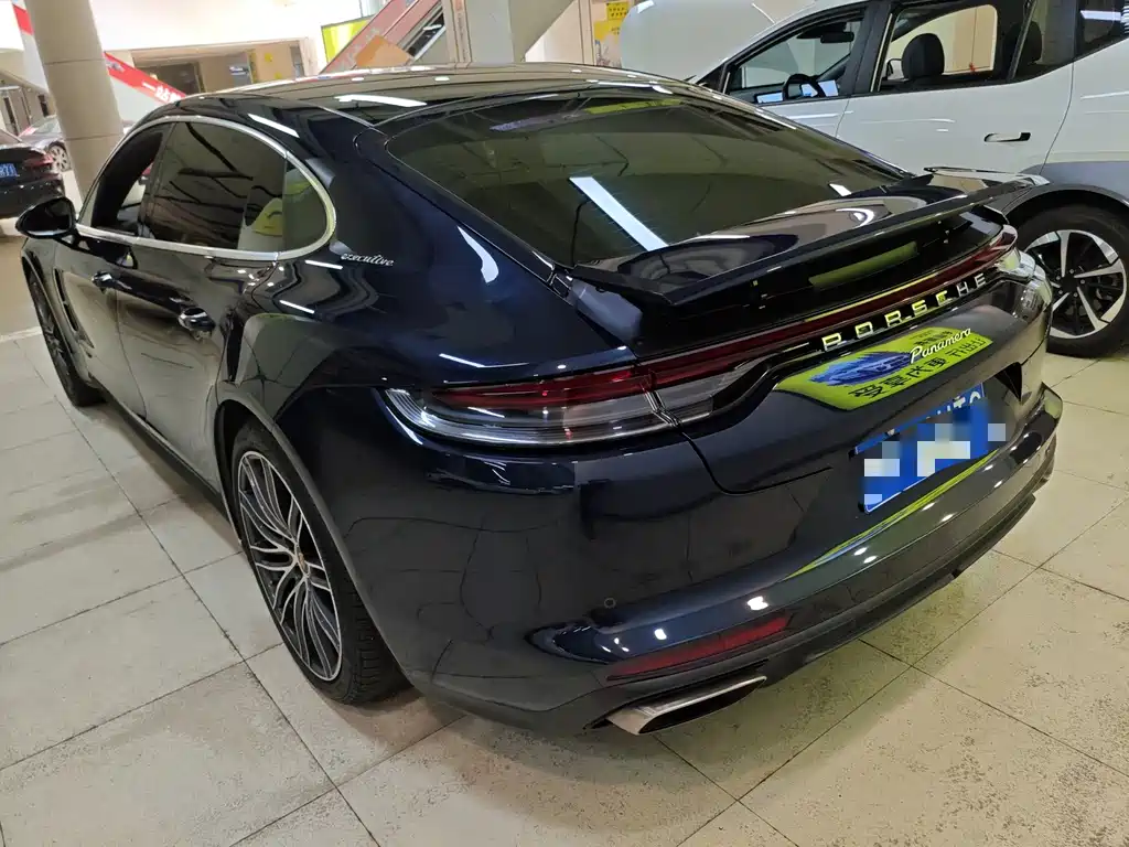 Porsche Panamera — фото 6