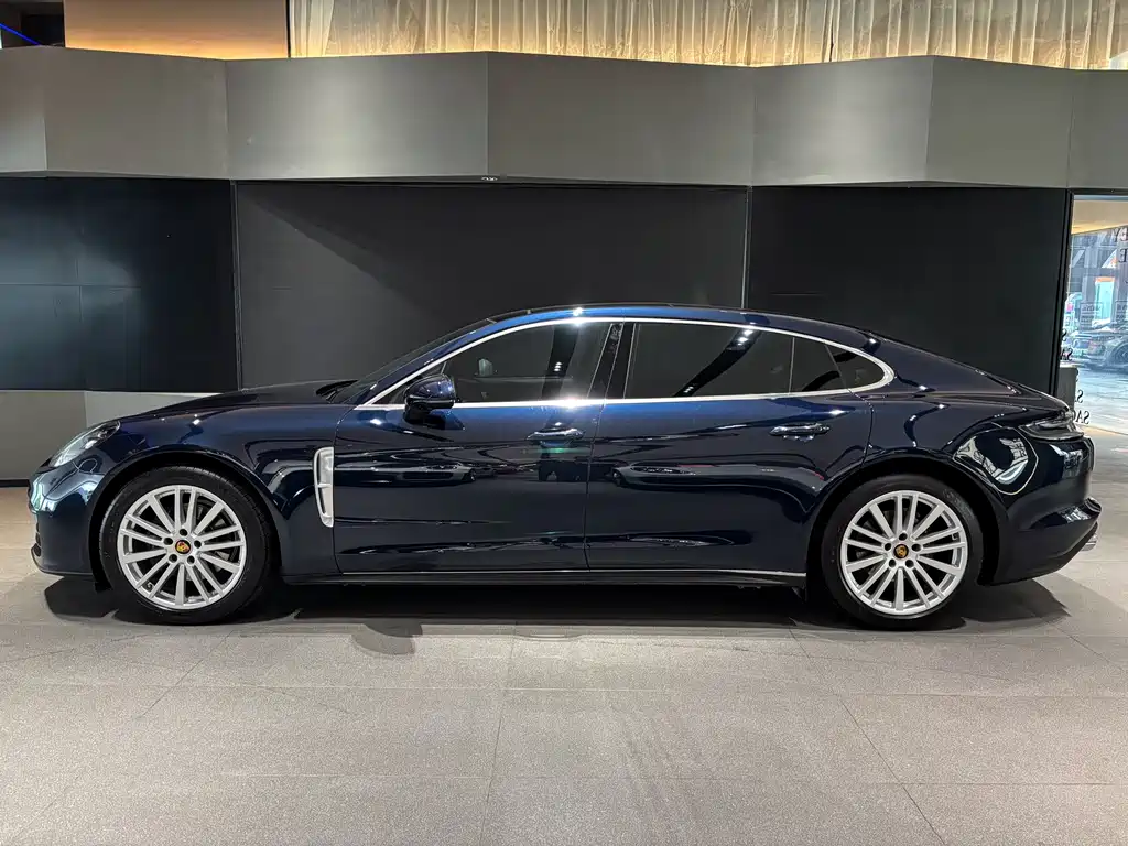 Porsche Panamera — фото 4