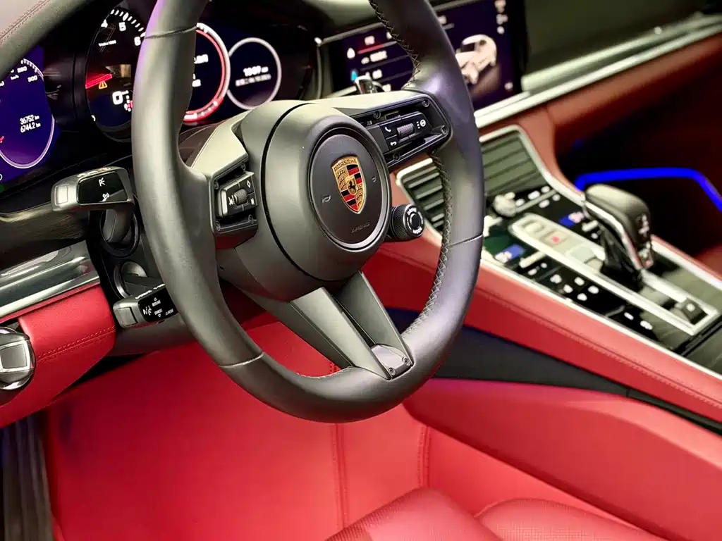 Porsche Panamera — фото 11