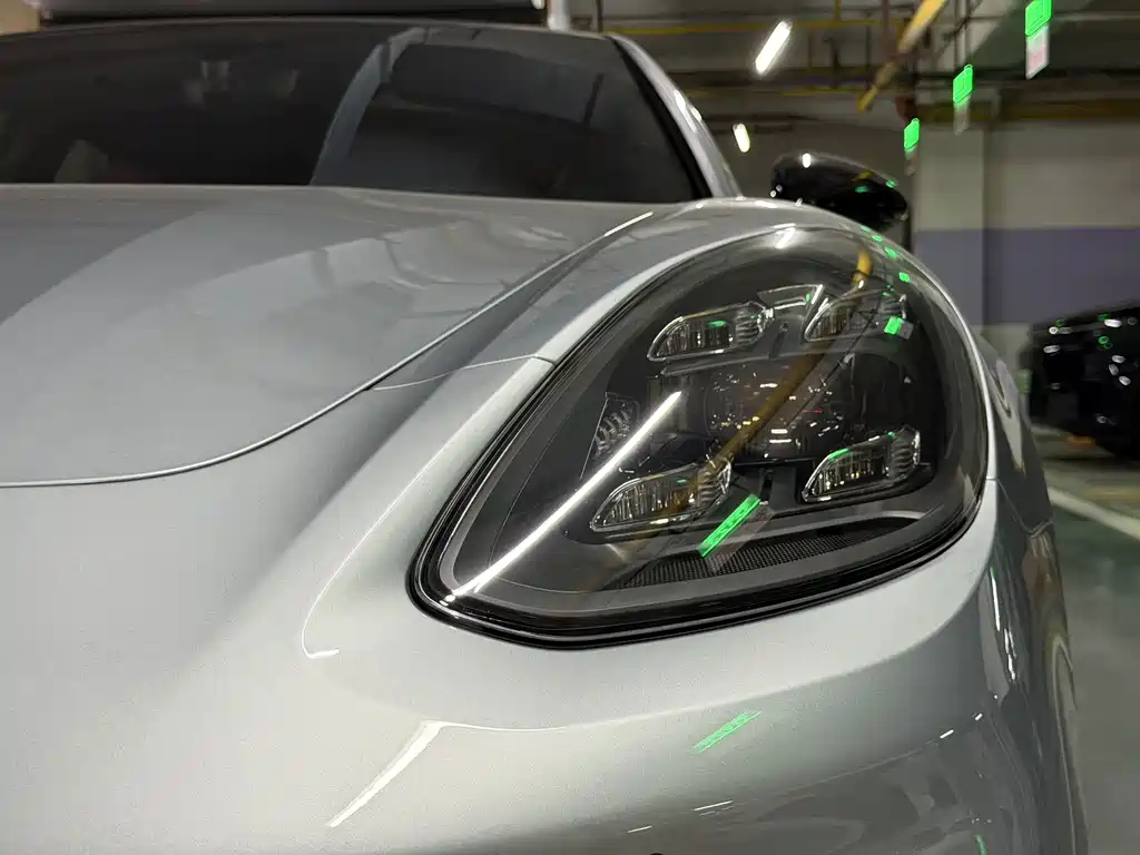 Porsche Panamera Hybrid — фото 13