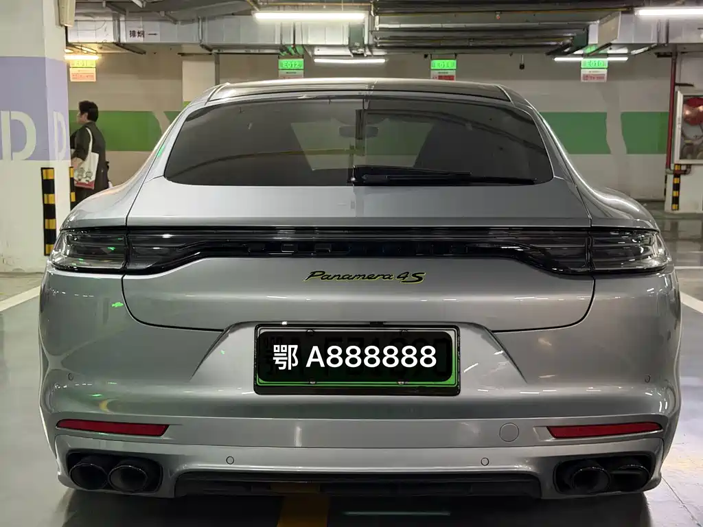 Porsche Panamera Hybrid — фото 15
